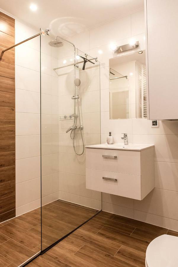 Apartament Na Wyspie Piasek Apartment Klodzko Ngoại thất bức ảnh